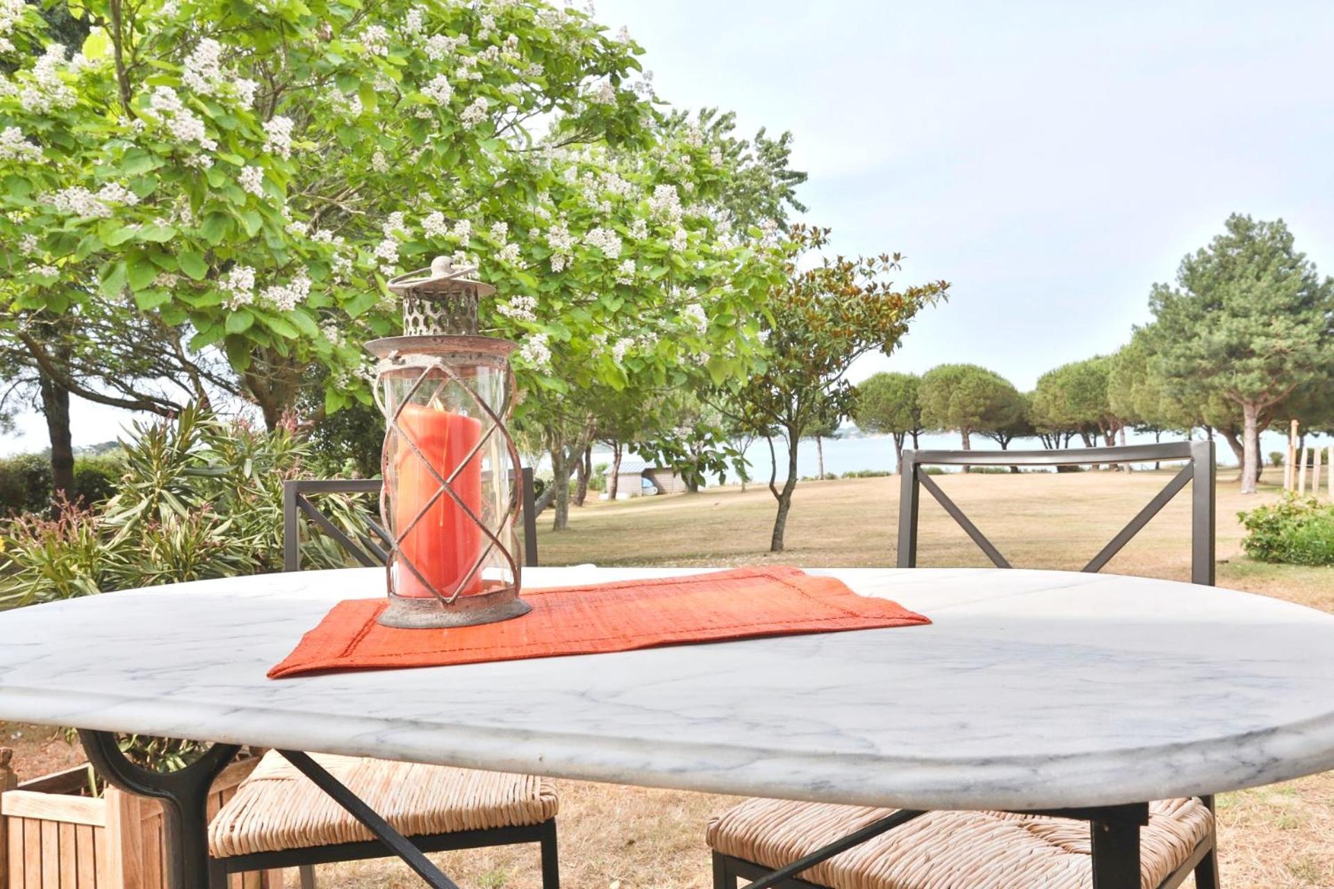 Reves De Bord De Mer Locmariaquer Bilik gambar